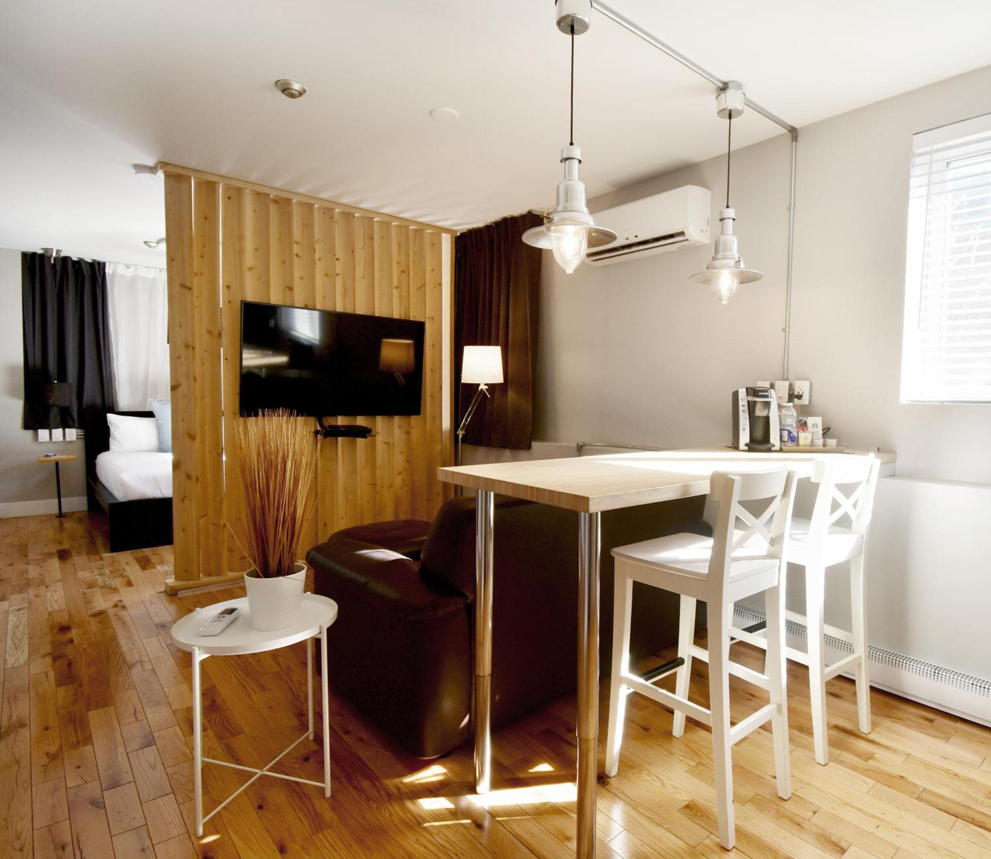Capitol Robinson By Bower Boutique Hotels Moncton Exterior photo